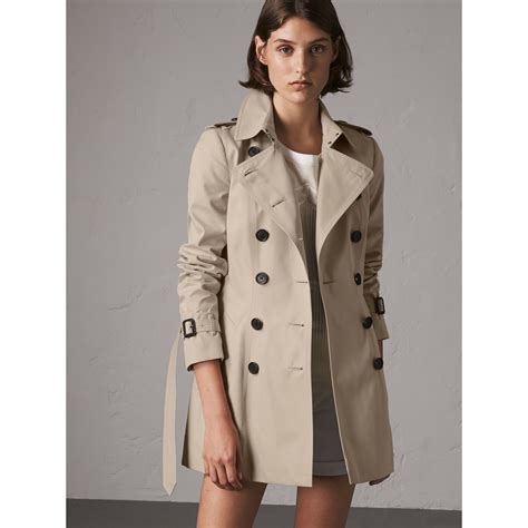 burberry short chelsea heritage trench coat|burberry chelsea trench coat review.